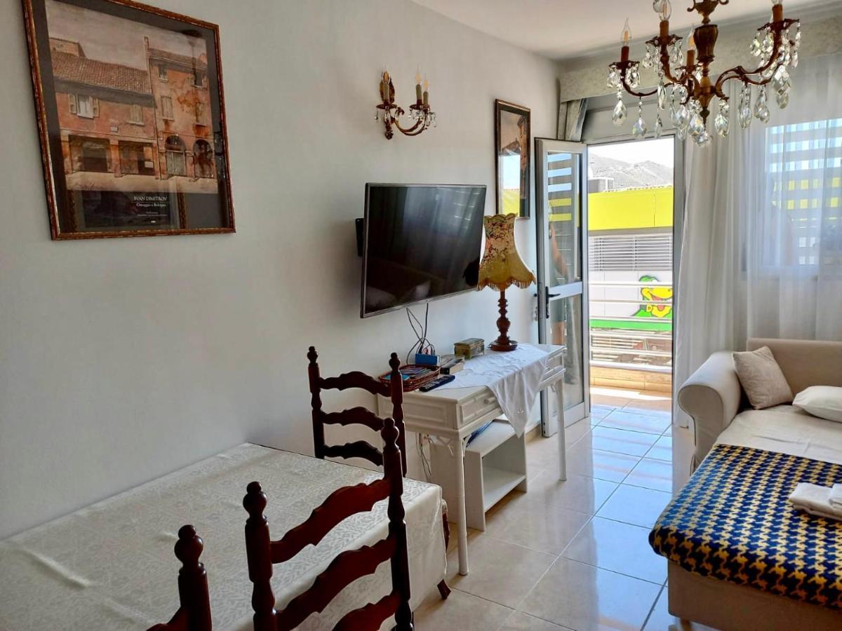 Cosy Apartment With Rooftop Terrace And Wifi Valle de San Lorenzo Exterior photo