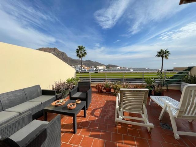 Cosy Apartment With Rooftop Terrace And Wifi Valle de San Lorenzo Exterior photo